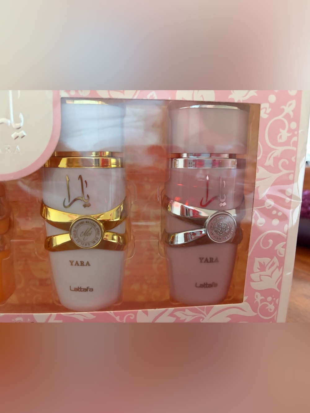 Lattafa Yara Women’s Parfume Set - Picture 3 of 4